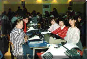 1987-Dinant-Salle dactylo.JPG (9495 octets)