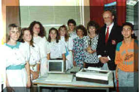 1989-Esneux-Coupe dactylo.JPG (10153 octets)